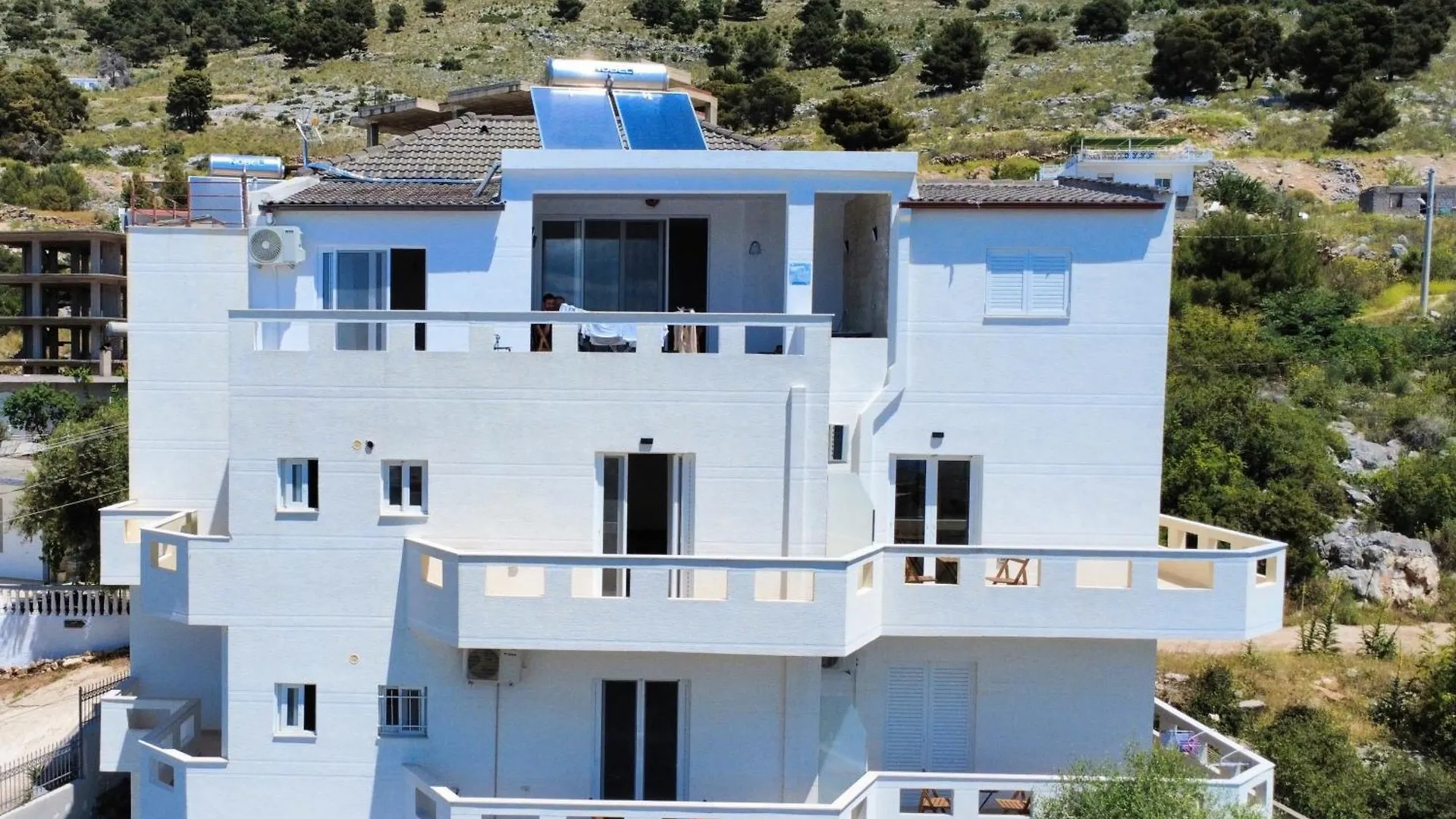 Aliko Residence - Sea View Sarande Albania