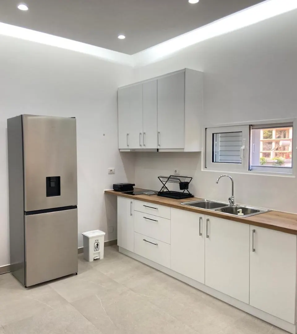 Aliko Residence - Sea View Sarande Apartment